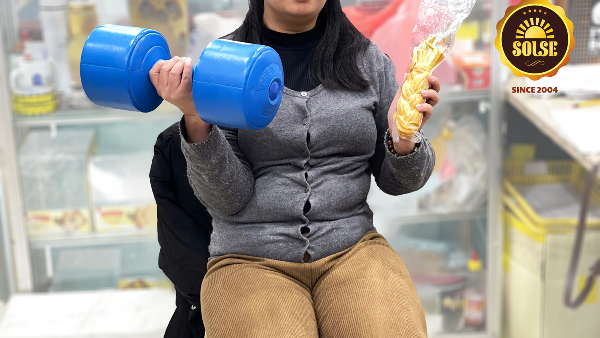 Tại sao cứ trước khi tập, tôi lại để một… cuộn Phô mai Hun khói SOLSE trước mặt?