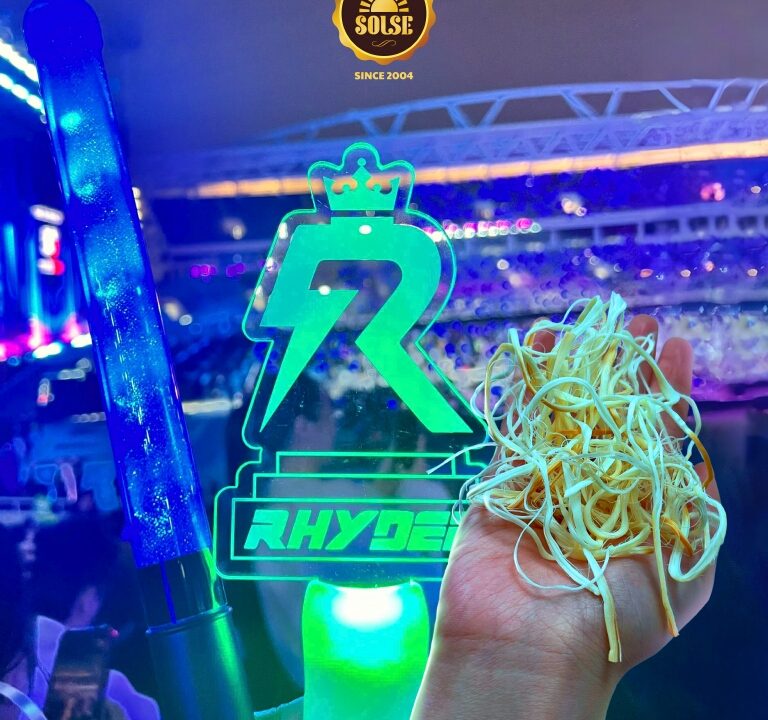 Câu chuyện SOLSE: Phô mai Hun khói SOLSE "cứu đói" tại concert Anh trai Say hi