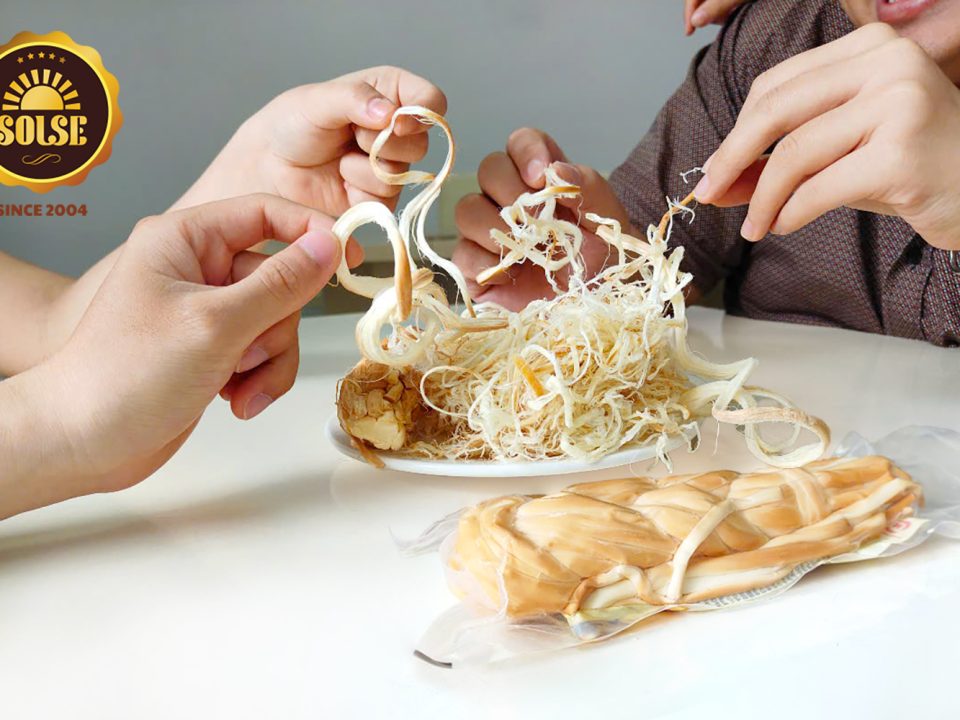 Phô mai Hun khói SOLSE và bí mật hàn gắn những người bạn xa cách